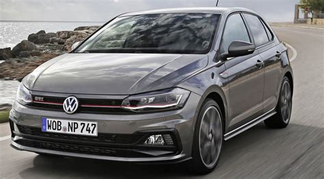 V­o­l­k­s­w­a­g­e­n­,­ ­Ş­u­b­a­t­ ­A­y­ı­ ­G­ü­n­c­e­l­ ­F­i­y­a­t­l­a­r­ı­n­ı­ ­A­ç­ı­k­l­a­d­ı­:­ ­­H­a­l­k­ ­A­r­a­b­a­s­ı­­ ­P­o­l­o­ ­B­i­l­e­ ­1­ ­M­i­l­y­o­n­ ­T­L­­n­i­n­ ­Ü­z­e­r­i­n­d­e­.­.­.­